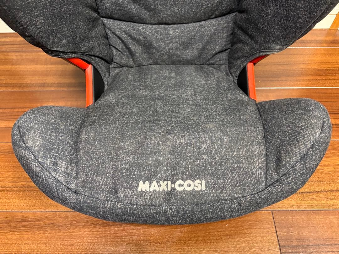 【美品】Maxi-Cosi ジュニアシート 【クリーニング済み】【すぐ使える】