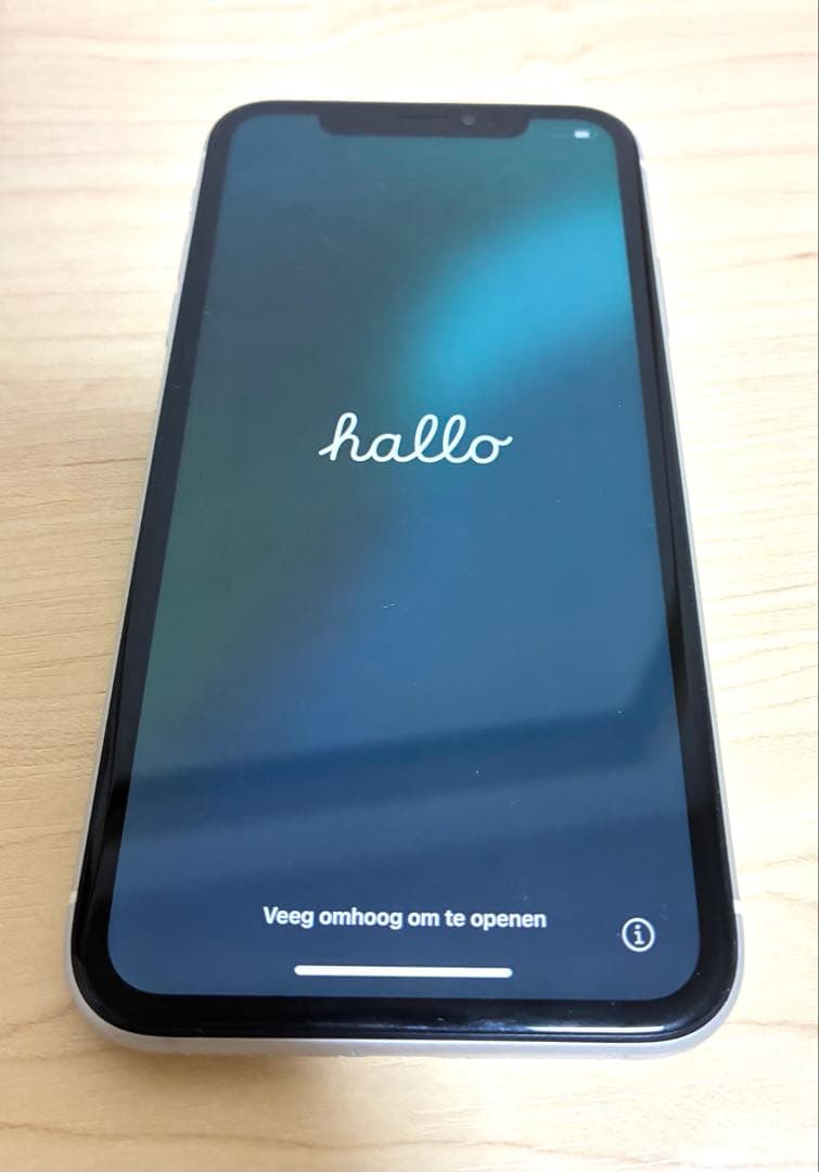 Apple iPhone XR ホワイト 64GB 本体 ケースおまけ付き