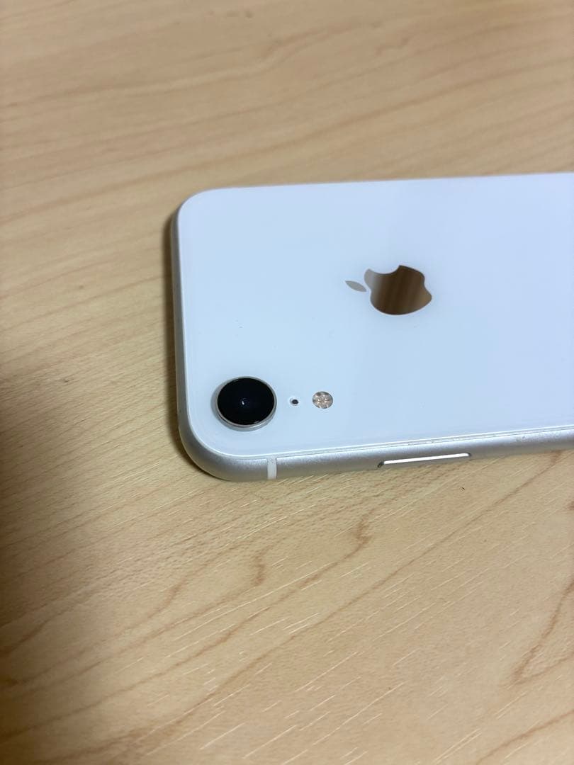 Apple iPhone XR ホワイト 64GB 本体 ケースおまけ付き