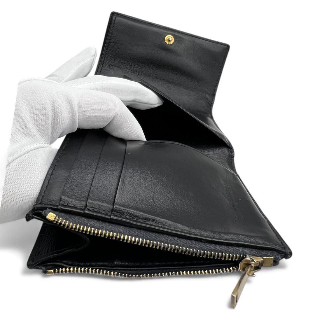 こんけー　BOTTEGA VENETA　黒　カセット レザー三つ折り財布