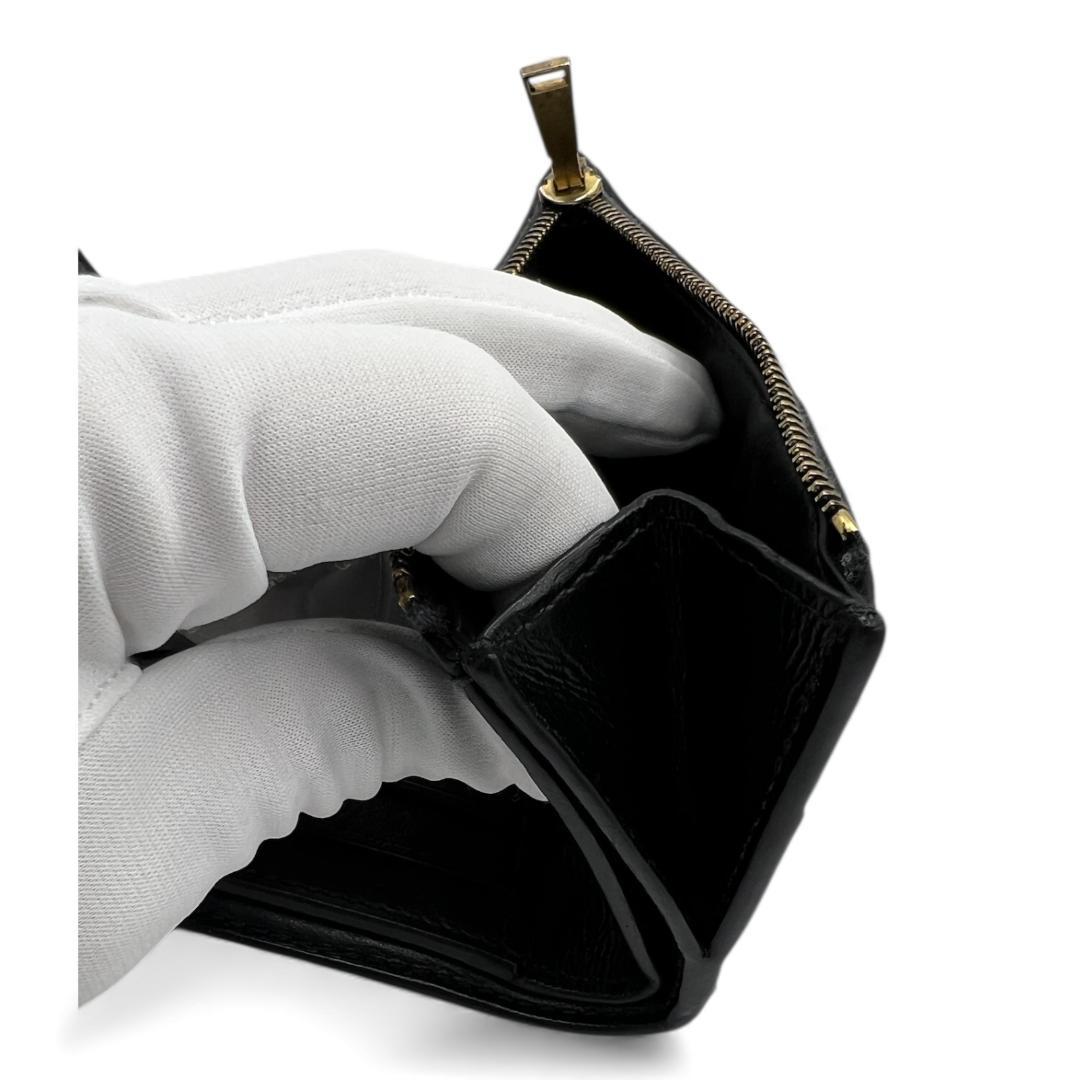 こんけー　BOTTEGA VENETA　黒　カセット レザー三つ折り財布