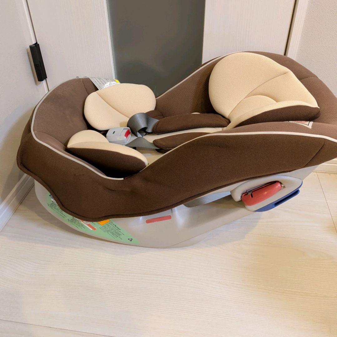 Combi コッコロEG UX マロンブラウン チャイルドシート A-
