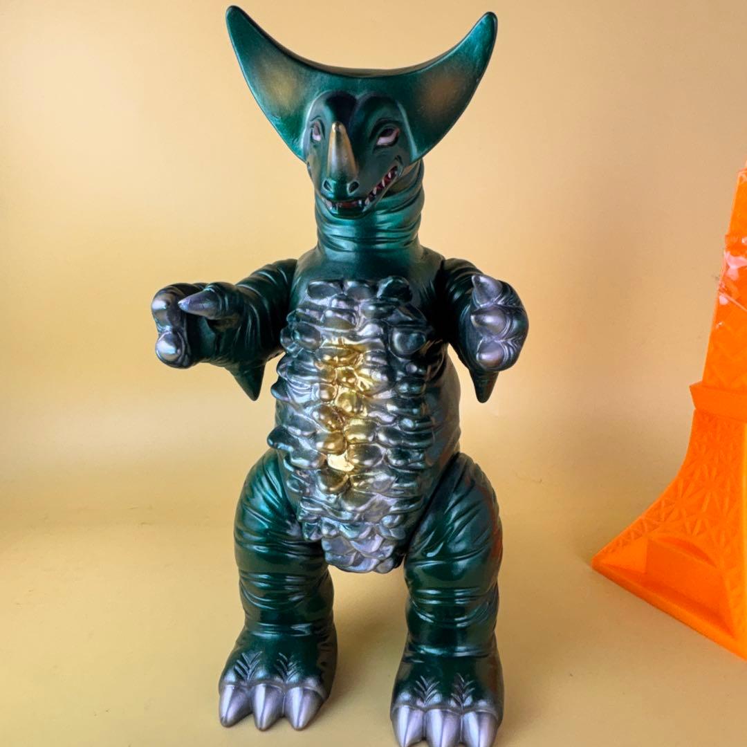 ブルマァク ジャイアント ゴモラ・東京タワー付き 後藤彩色所 カスタム