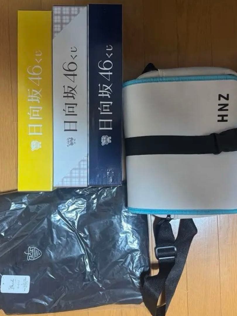 日向坂タオル　ペンライト、サイリウム（キュン）など　値下げ交渉します！