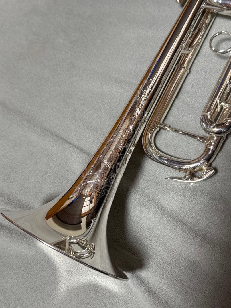 【極上品】V.Bach B♭トランペット LR190S 43B