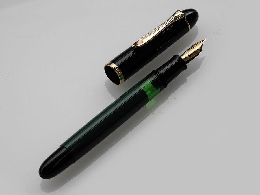 【Amami 新品文具】 Pelikan M120 グリーンブラック万年筆