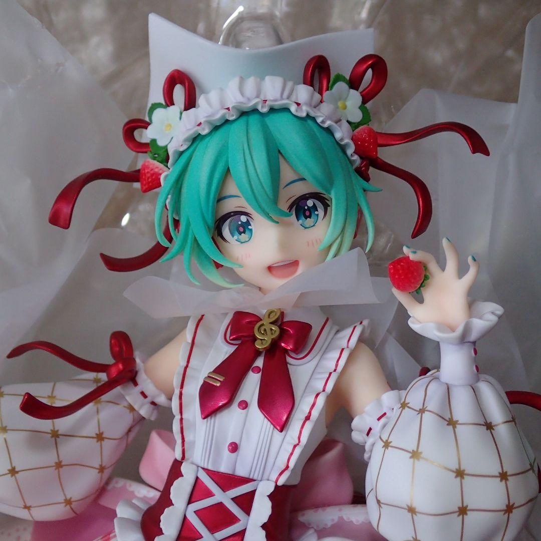初音ミク 15th Anniversary ver. 1/7スケール フィギュア