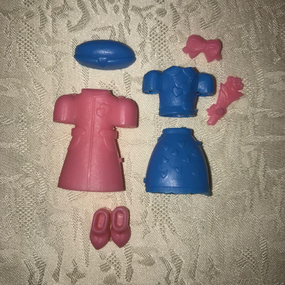 グリコおまけ　昭和　レトロ　パピーちゃん(かんごふさん　ブラウススカート)