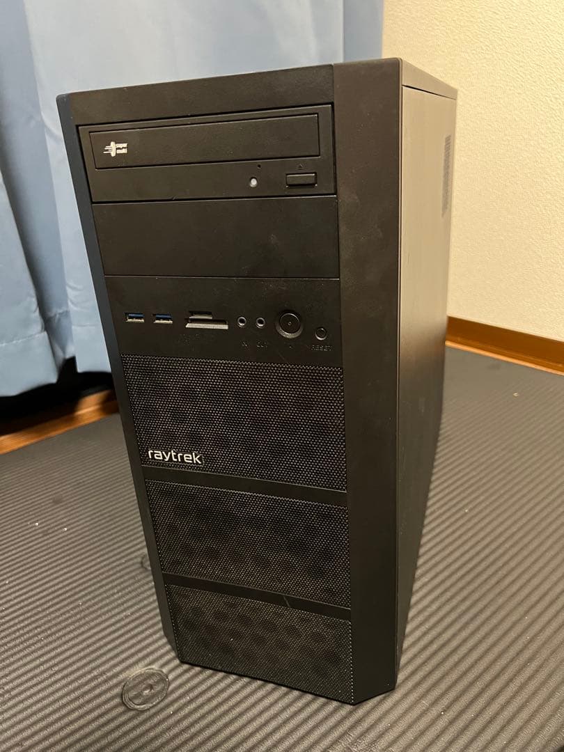 raytrek PC Radeon搭載　SSD無しにつきジャンク扱い