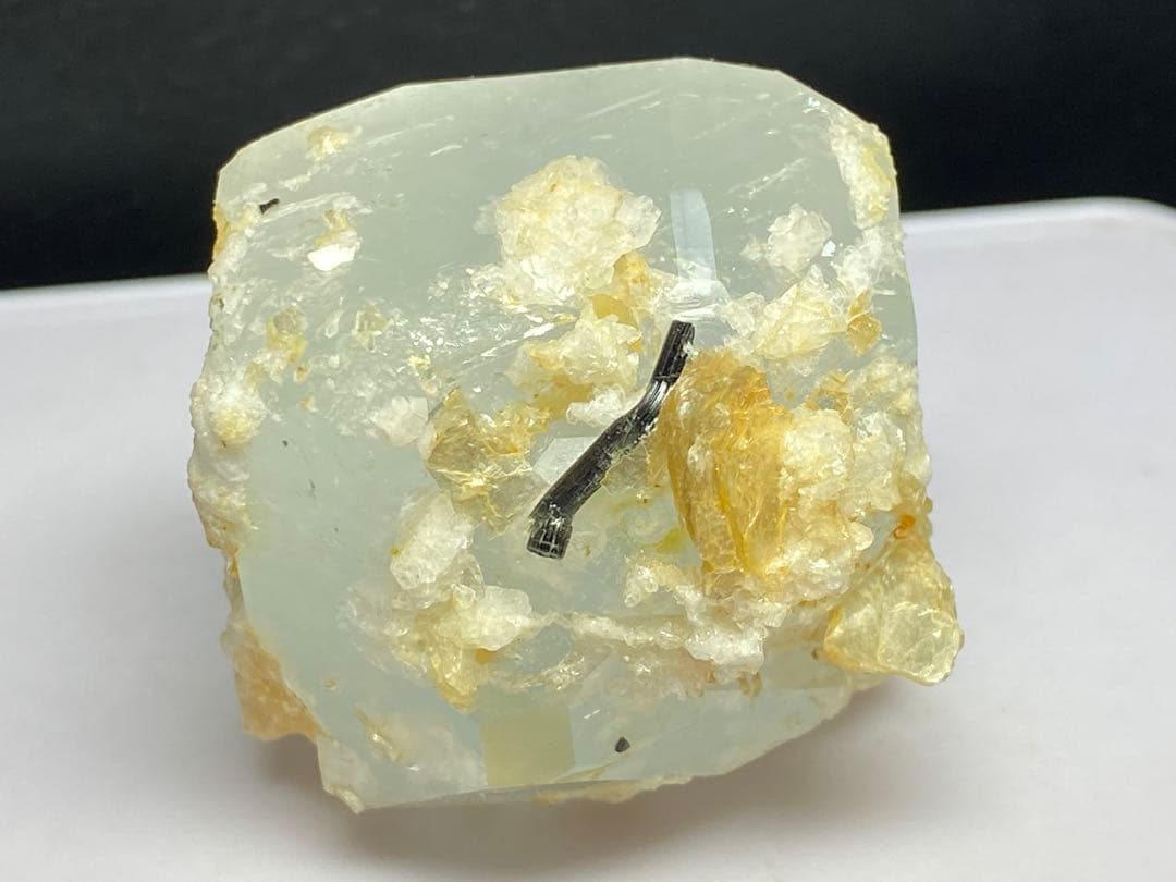 アクアマリン　赤雲母　71g