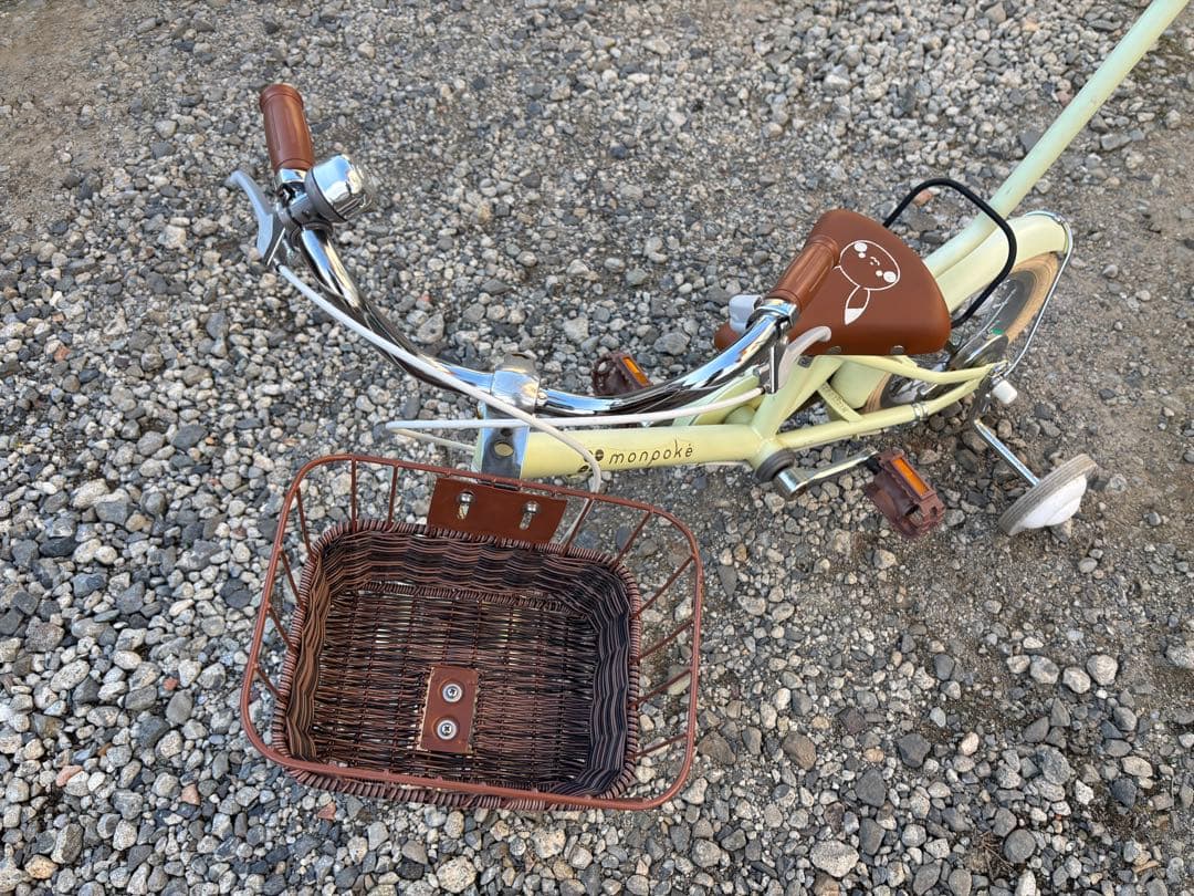 再出品monpokeモンポケ自転車　12インチ 色クリーム