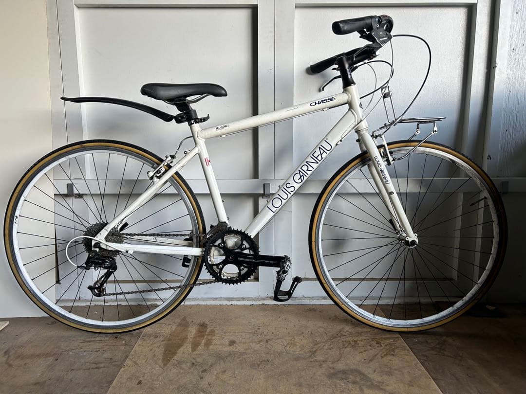LOUIS GARNEAU クロスバイク ホワイト 18段変速
