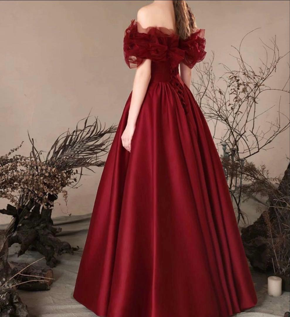 バラのデザインが可愛くて美しい オフショル イブニングドレス