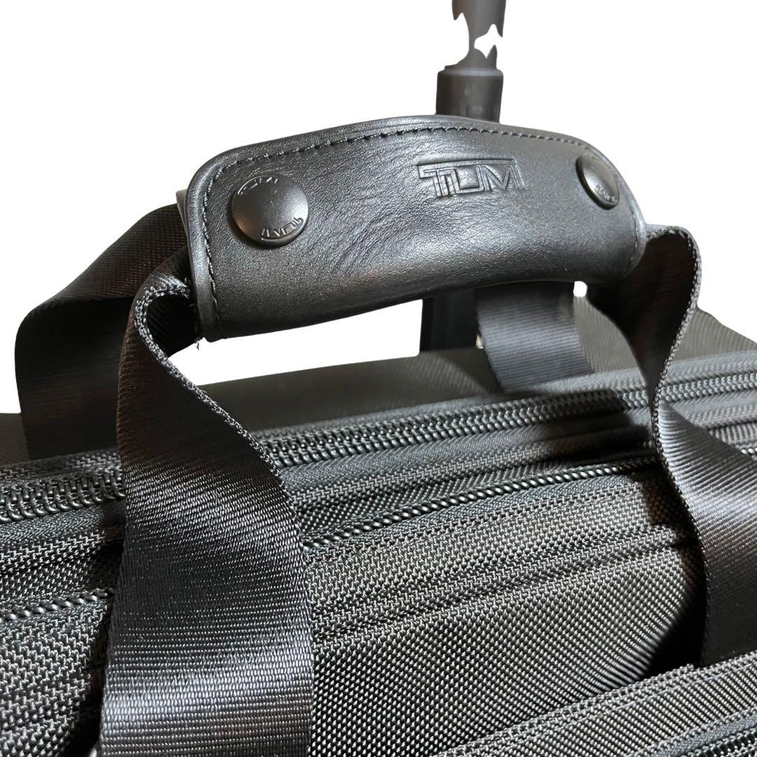TUMI ビジネスキャリー 2輪キャリーバッグ PCスリーブ・ポーチ付属