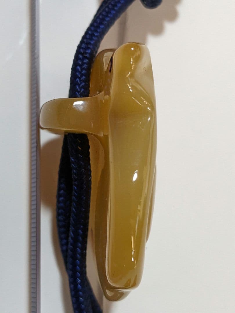 ♦天然石 古作 ヴィンテージ 手彫り 瑪瑙 寅 ループタイ 工芸品 骨董品