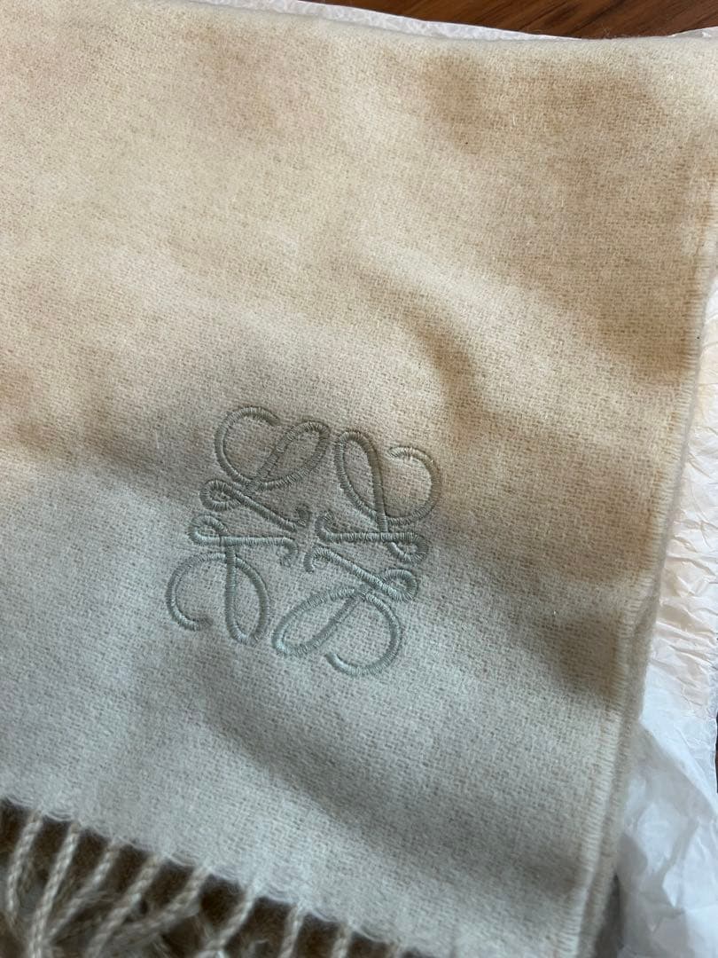 【ぷー】LOEWE バイカラー　マフラー　新品未使用