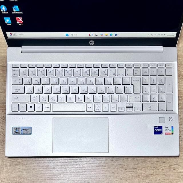 2023《ほぼ未使用級》第13世代Corei7！ HP Pavilion 15