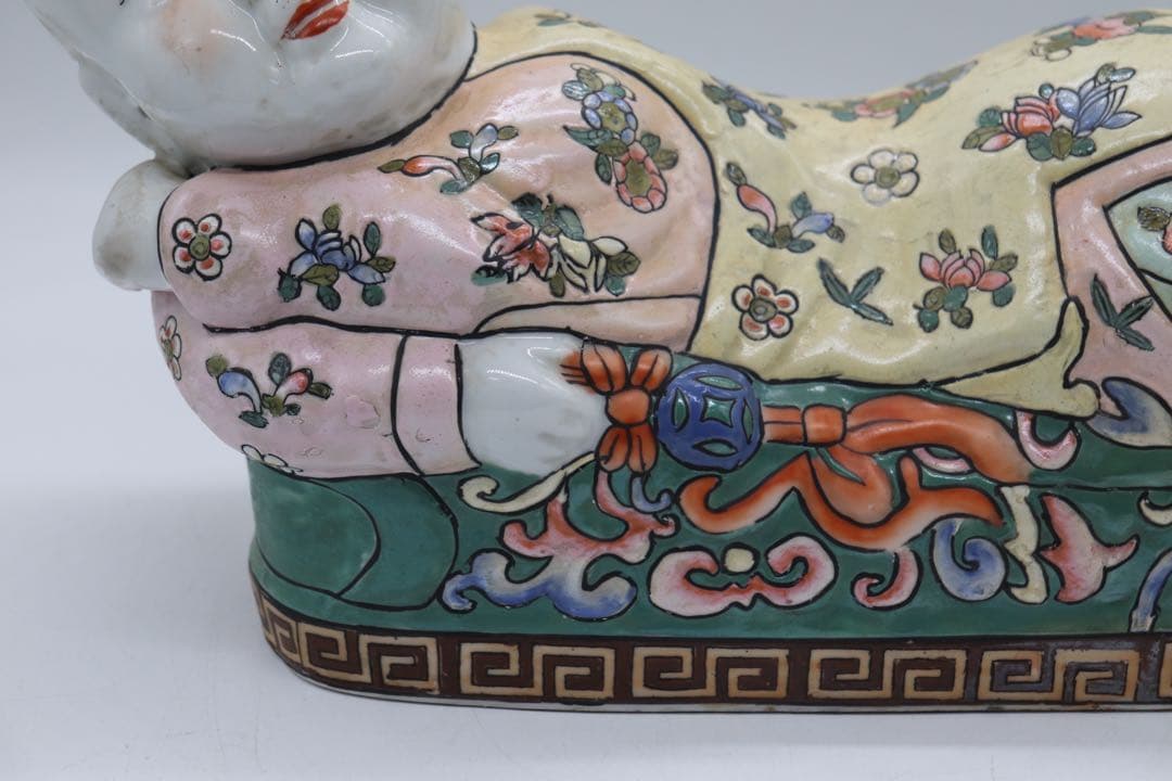 中国　粉彩赤ちゃん型枕　大清同治年製銘　送料込み0426