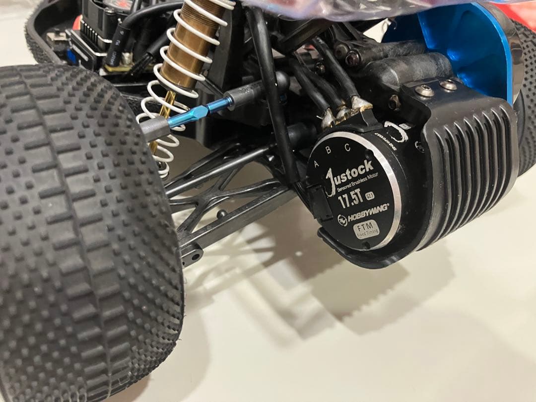 TamiyaTRF 201オフロードバギー ホビーウイングアンプモーターセット