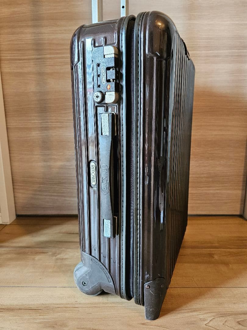 RIMOWA リモワ デラックス 32L（機内持ち込みサイズ）2012年購入