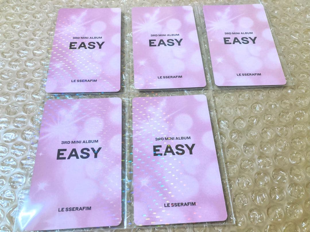 Weverse.限定特典.絵柄◎ホログラム入りレアカード/KAZUHA