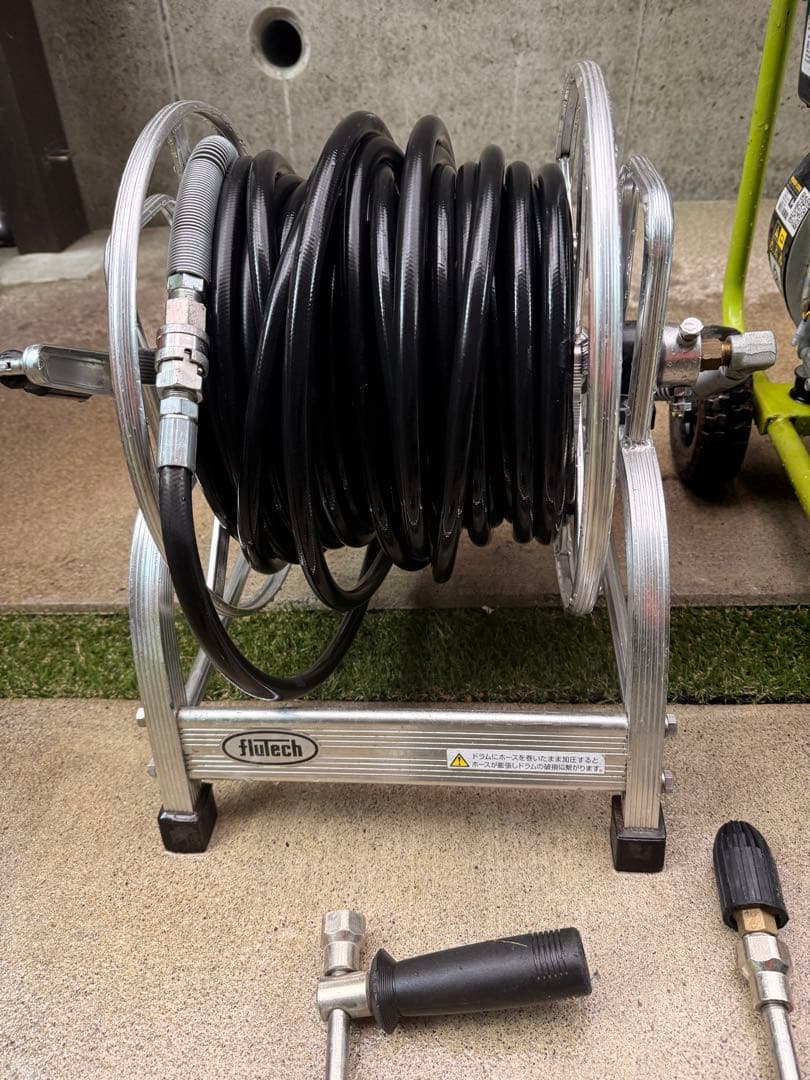 MTウォッシュマン 高圧洗浄機本体と付属品