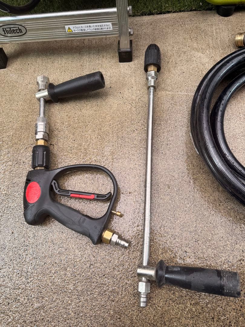 MTウォッシュマン 高圧洗浄機本体と付属品