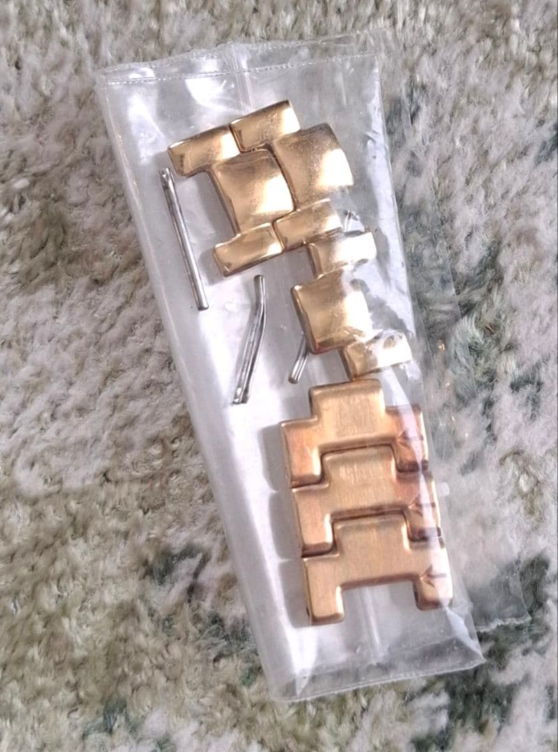 GUCCI　ダイヤ　レディース時計