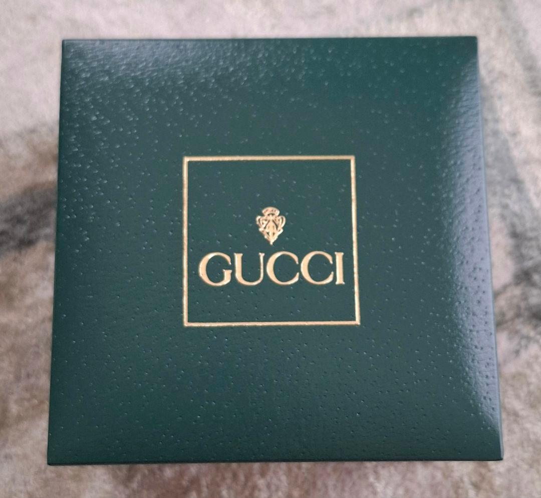 GUCCI　ダイヤ　レディース時計