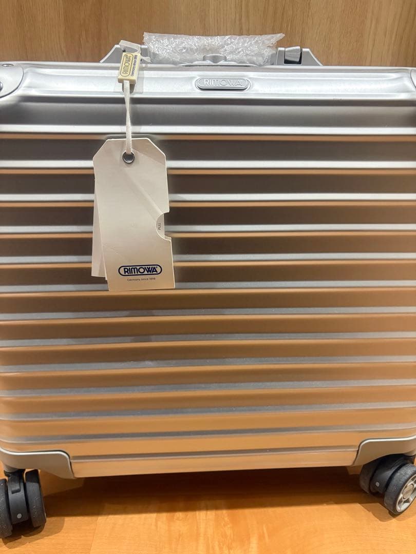 ✴️タグ付き✴️廃盤品✴️ RIMOWA TOPAS BUSINESS 40MW