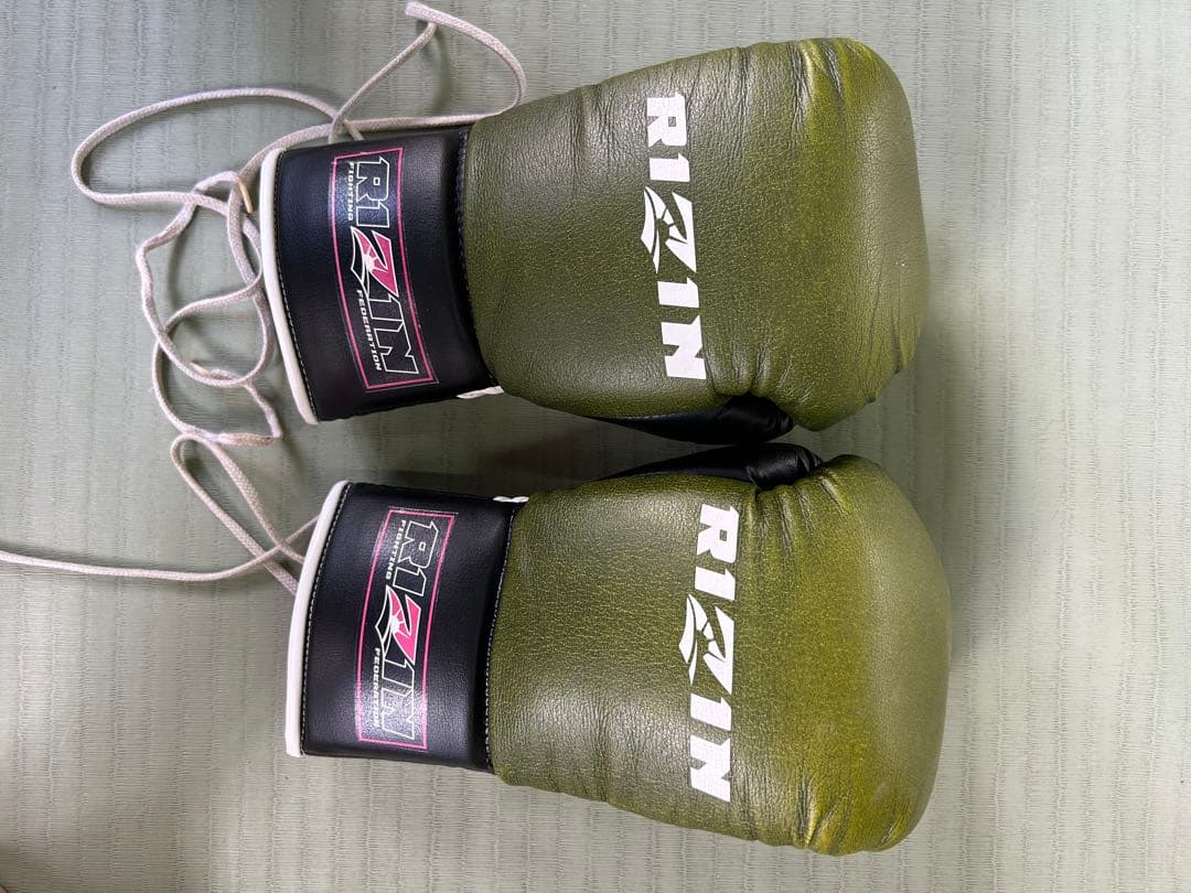 RIZIN ボクシンググローブ 8oz レースアップ