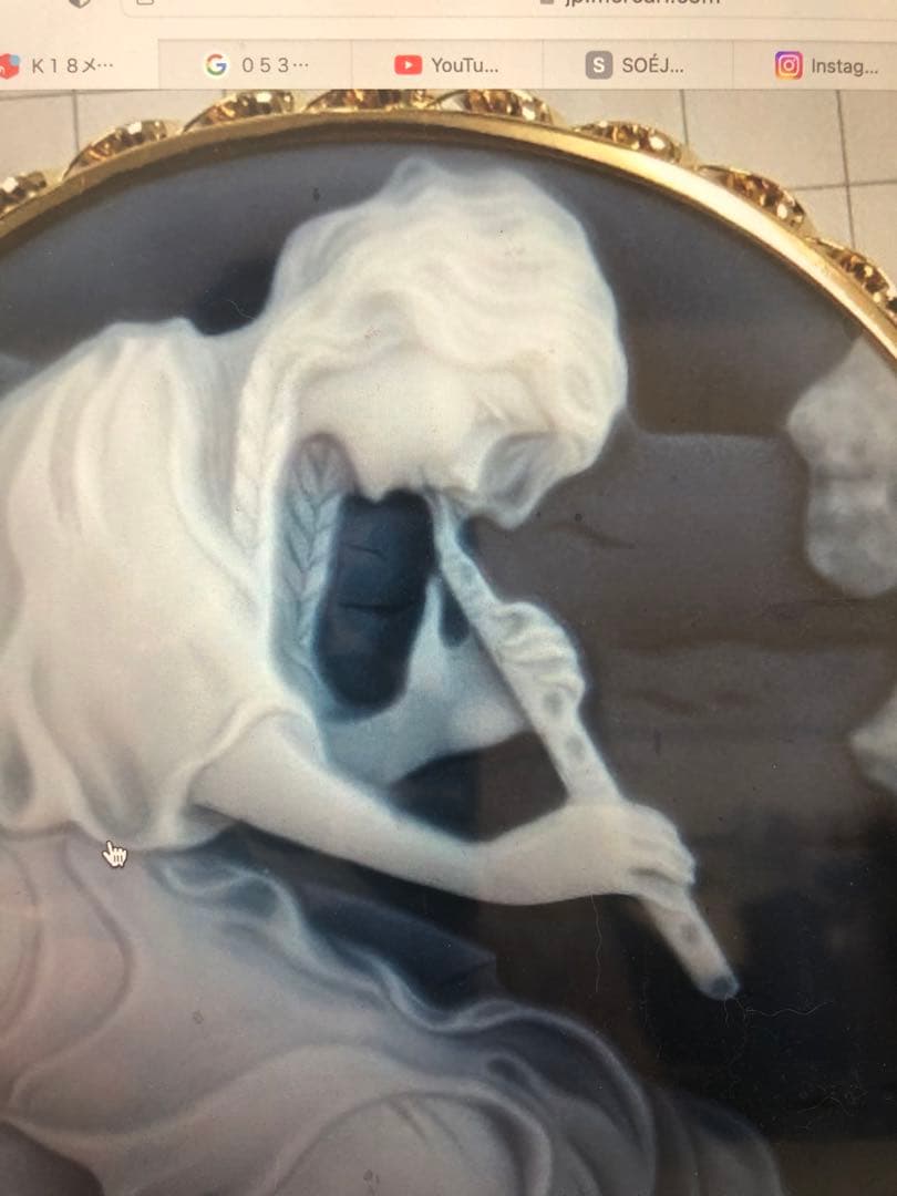 カメオ　18k ブローチ