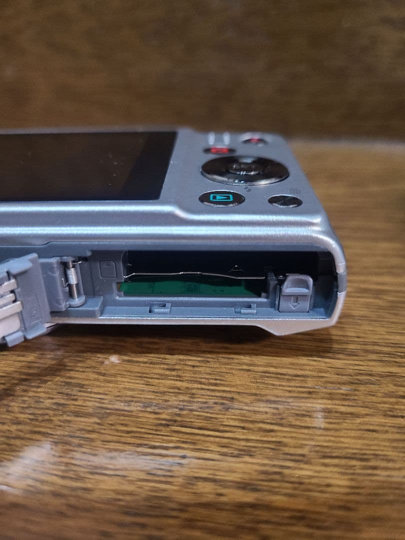 CASIO EXILIM コンパクトデジタルカメラ　ex-zs160