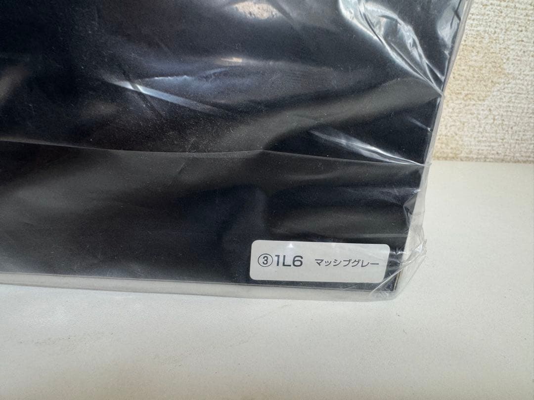 【非売品】ヴォクシー カラーサンプル ミニカー マッシブグレー