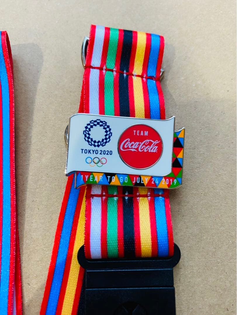 コカコーラ　ネックストラップ