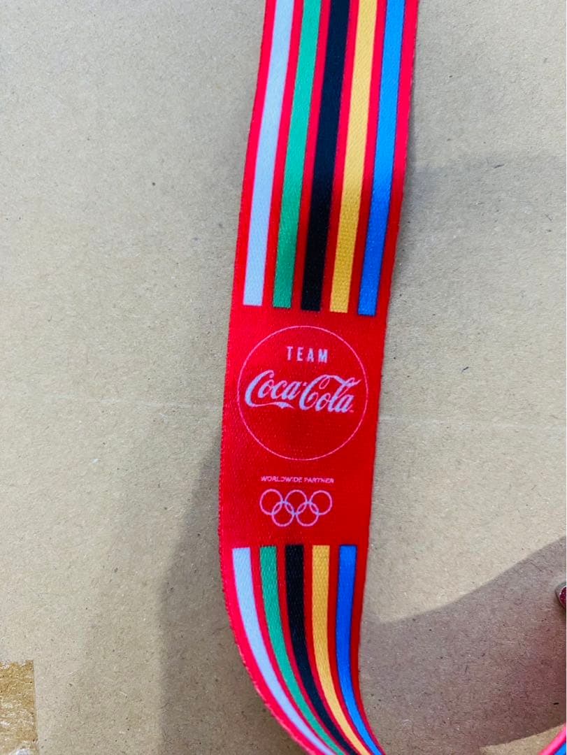 コカコーラ　ネックストラップ