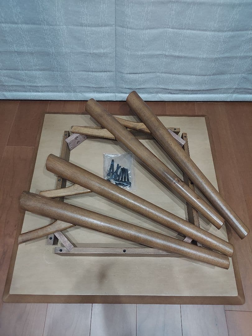 ニトリ　ウォールナットダイニングテーブル