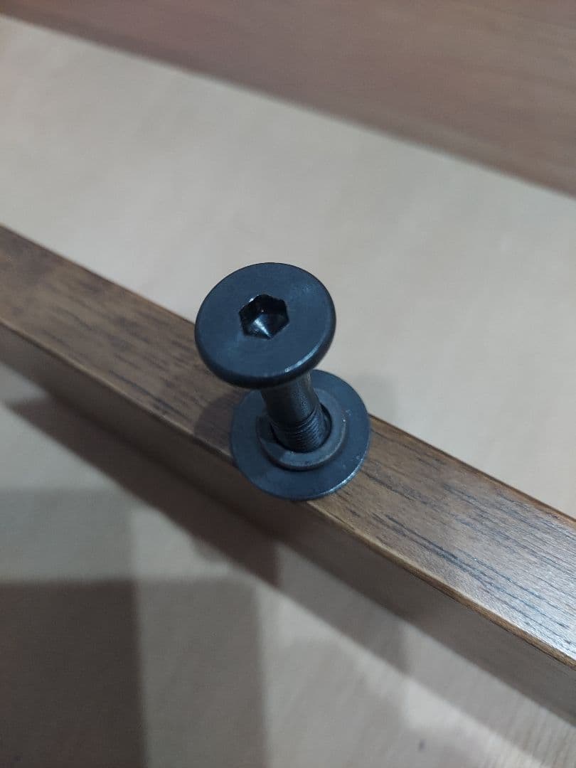 ニトリ　ウォールナットダイニングテーブル