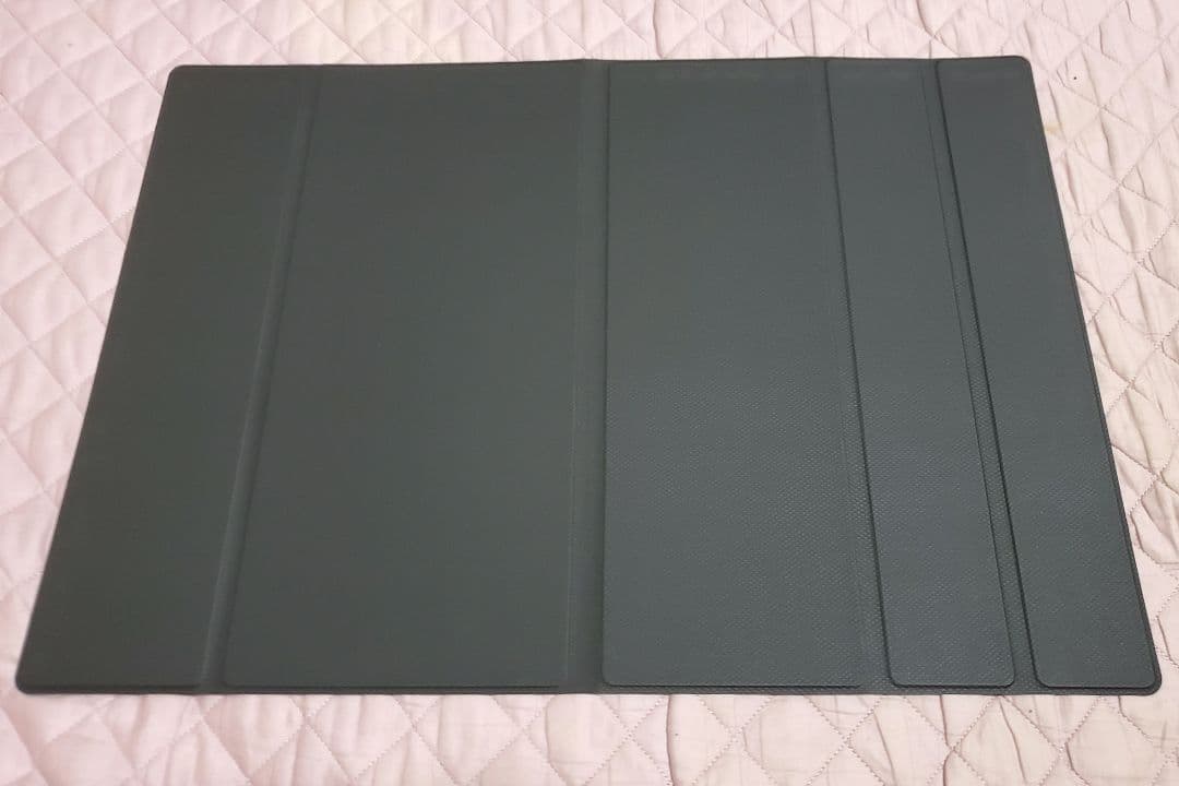 OLED モバイルモニター 16インチ 3K 2880x1800 120Hz