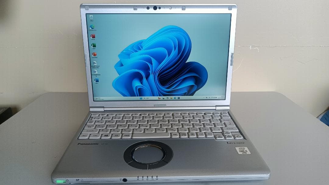 ノートパソコンPanasonic第十世代Core i5 SSD256Gメモリ8G
