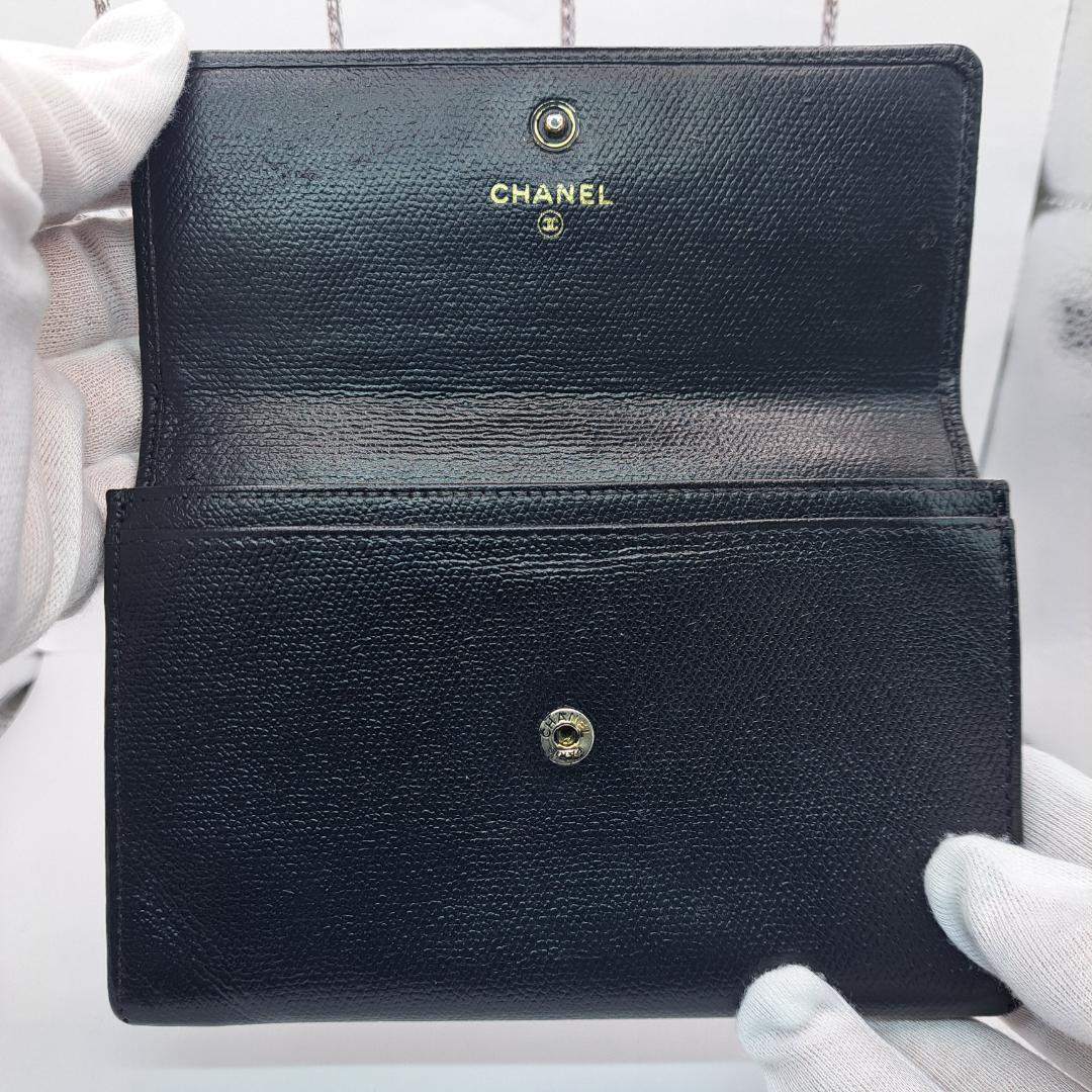 レア　CHANEL　ココボタン　コンパクト　ブラック　 二つ折り財布　財布