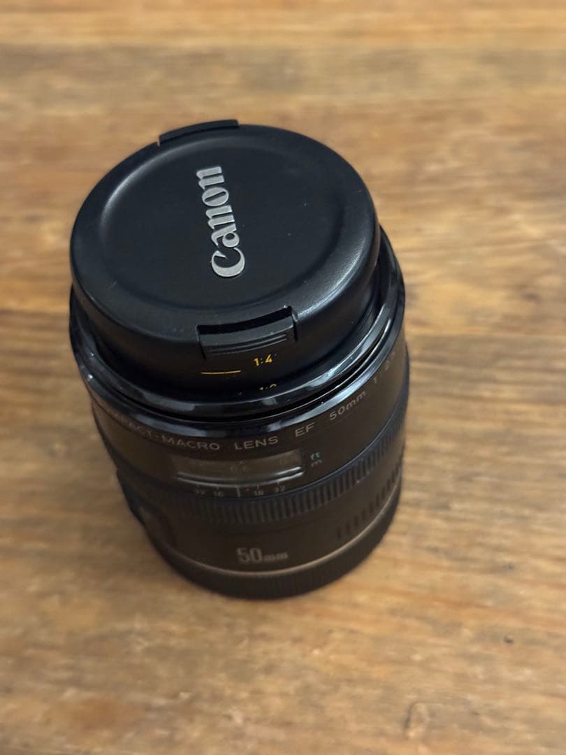 キヤノン EF 50 mm f / 2.5コンパクトマクロレンズ
