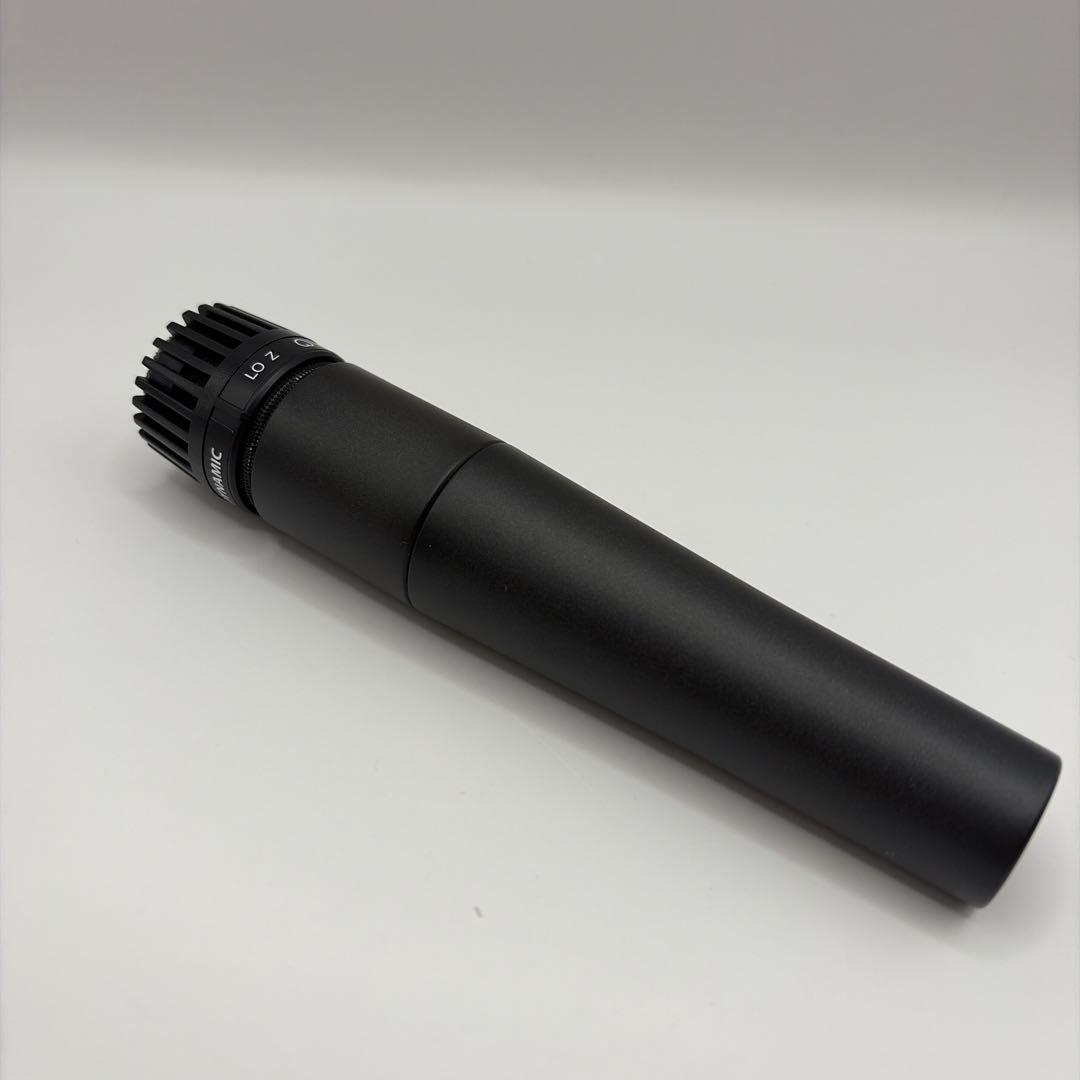 【美品】SHURE SM57 ダイナミックマイク 専用ケース・マイクスタンド付き