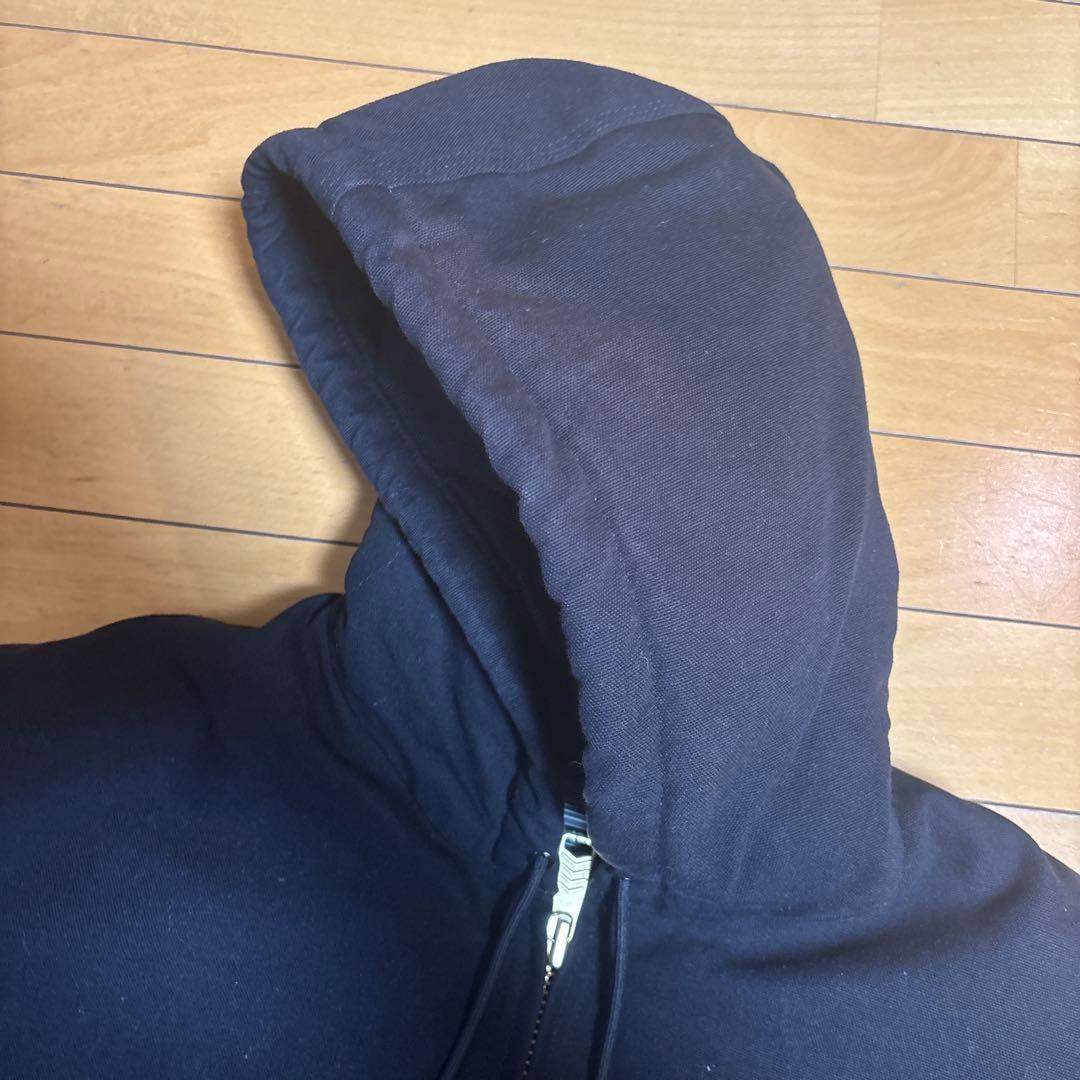 Carhartt カーハート　黒いフード付きジップアップジャケット