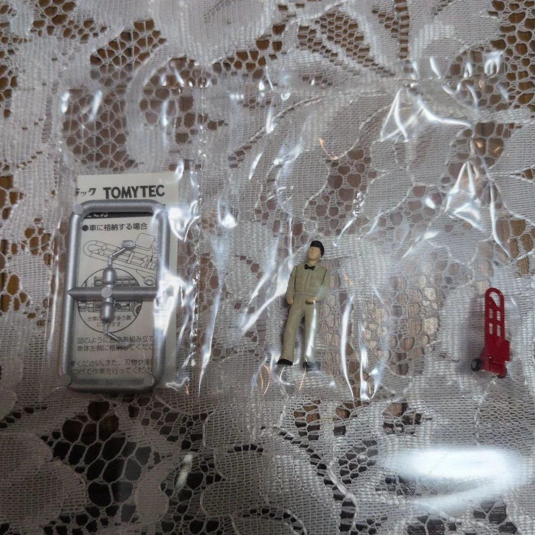 トミカ　リミットヴィンテージ日産 3.5tトラック　ルートカー（コカ・コーラ）