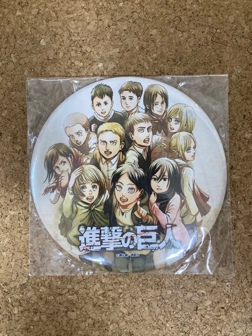 進撃の巨人 最終回記念 特大缶バッジ 16cm 200名限定