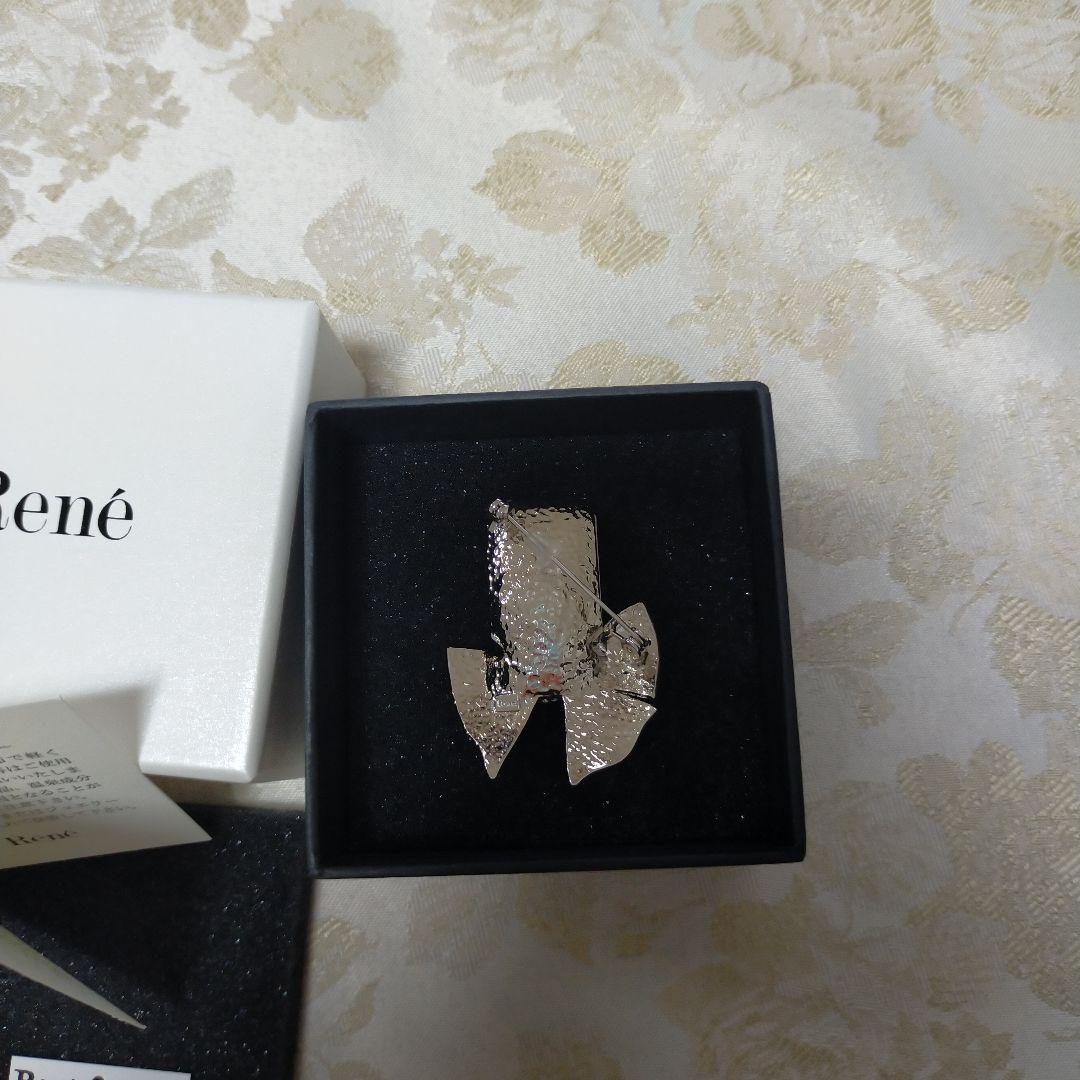 René 　ルネ　 ブローチ　✯おリボン✯