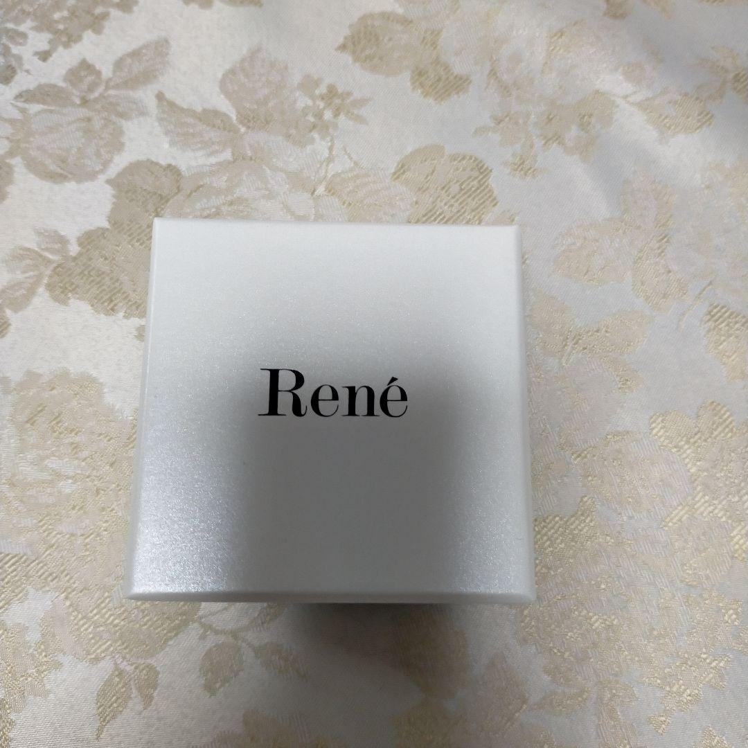 René 　ルネ　 ブローチ　✯おリボン✯