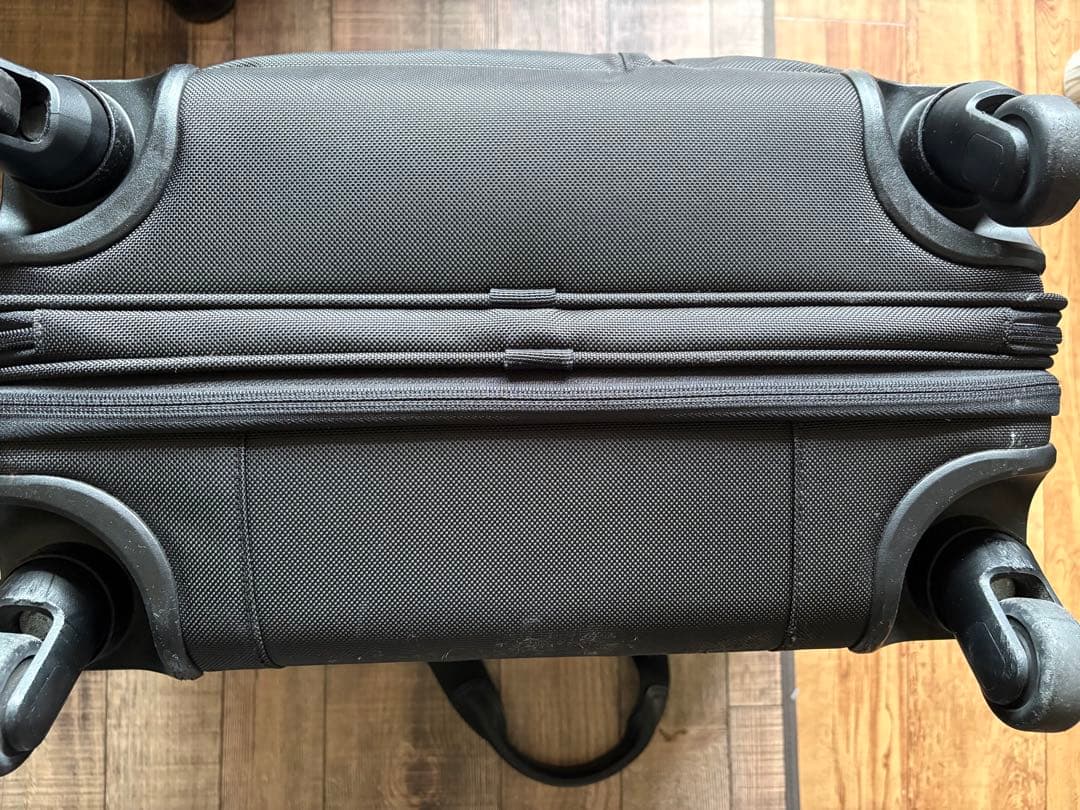 TUMI トゥミ ALPHA2 キャリーケース ブラック 4輪