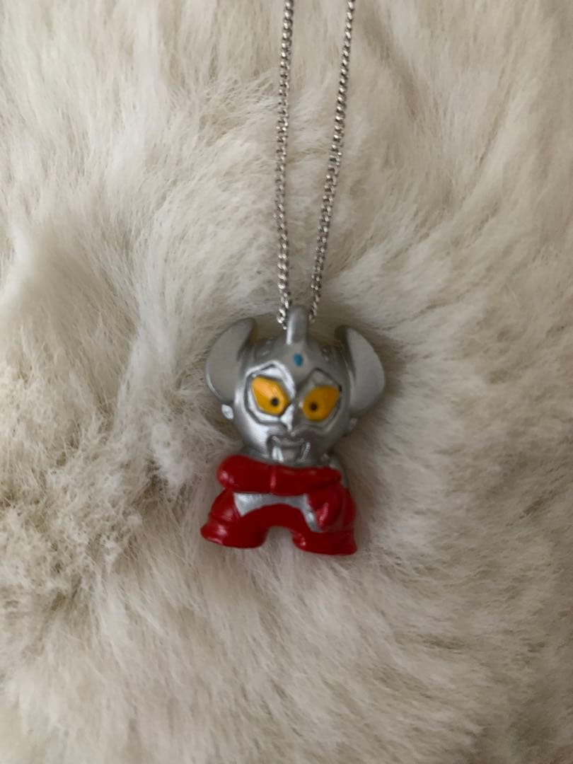 【新品】超レア　ウルトラマンタロウ　ネックレス